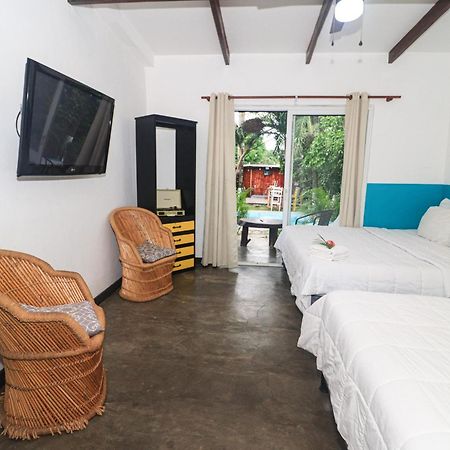 פדאסי Hotel Carey מראה חיצוני תמונה
